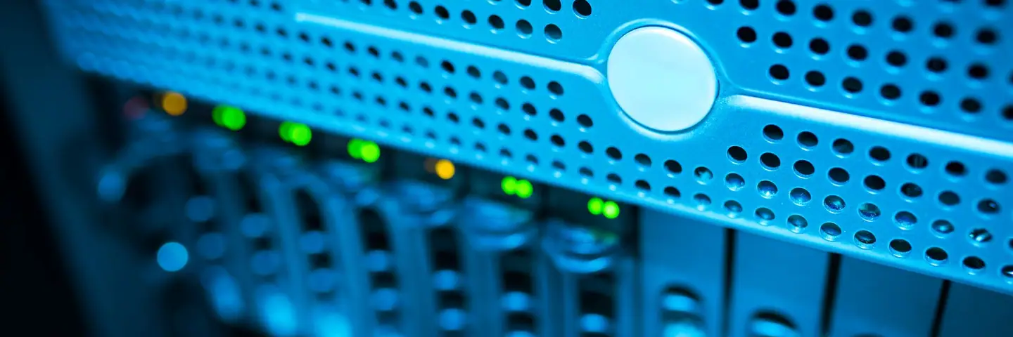 データセンターのサーバー設備のイメージ写真